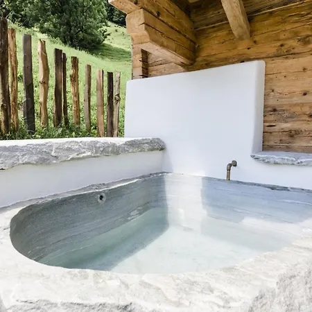 Nyaraló Almrausch *